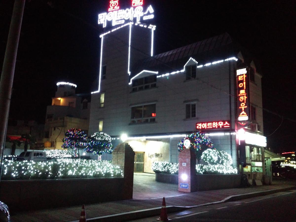 Geoje Jangseungpo Lighthouse Hotel Sodong Ngoại thất bức ảnh